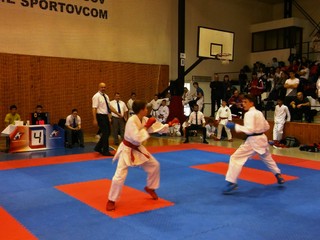 Popradčania domov priniesli päť medailí.