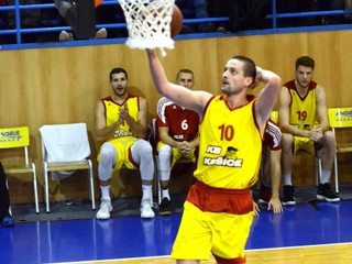 Zastrieľal si. Baldovský nasúkal Handlovej 19 bodov. 