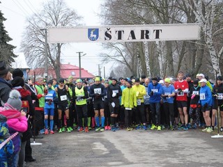 Na štart Horovskej desiatky sa postavilo vyše 200 bežcov.