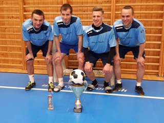 Víťazné družstvo Belasej Šľachty. 