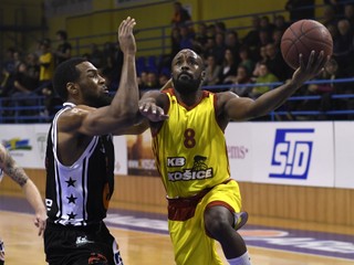 Kouč Čurovič: Prehru beriem na seba