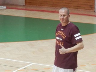 Tréner Miloš Bizub mohol byť po zápase spokojný.