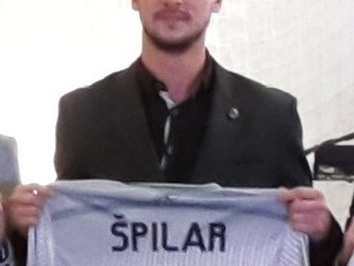 Špilár po návrate domov pookrial