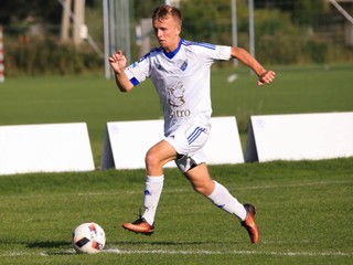 Peter Vernarec v drese popradského B-mužstva.