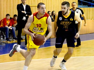 V zostave chýba, ale nie je to nič vážne. Stanislav Baldovský (vľavo) by už čoskoro mal znova trápiť obrany súperov.