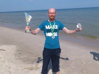 S trofejou z neoficiálnych ME novinárov v Poľsku.