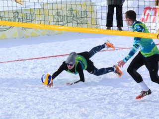 Prešov má vicemajstrov SR v snow voleyballe