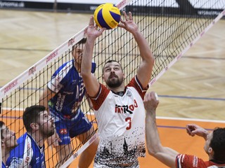 Prešovčania doma neuhrali ani set. Domáci Kamil Feňo počas druhého zápasu semifinále.