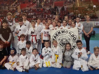 Početná výprava Sninčanov na detskom turnaji v Poľsku.