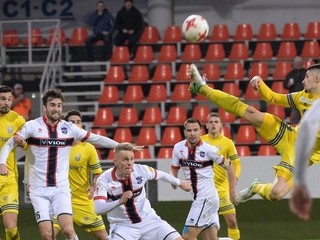 Michalovskí futbalisti si zo Zlatých Moraviec vezú jeden bod