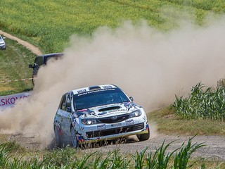 Bratov Lapdavských poriadne vytrápilo ich subaru