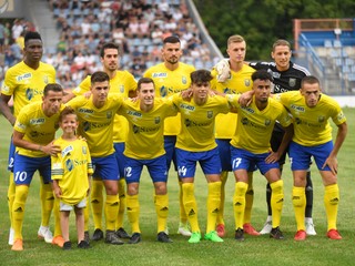 Futbalisti Michaloviec podľahli doma Slovanu Bratislava