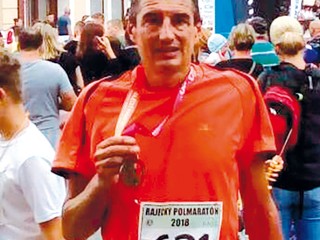 Popradčan Julián Lavrik so striebornou medailou.