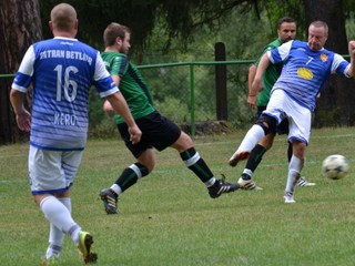 Spomedzi hostí uspeli len futbalisti Plešivca