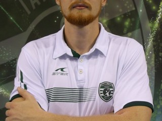 „Vyučená“ spojka Roman Carapkin alternuje v Tatrane na poste pivota.