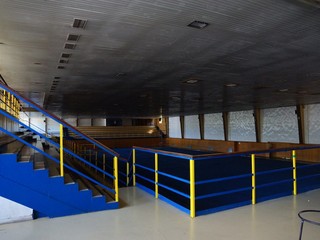 Hádzanárska hala prešla v posledných týždňoch opravami a chodí do nej čoraz viac divákov. Zatiaľ len na druhú najvyššiu súťaž.