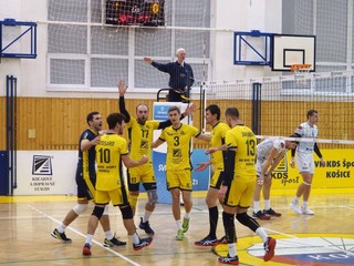 Košickí volejbalisti si počas víťaznej série doma poradili aj s Nitrou, ktorú zdolali po troch rokoch.