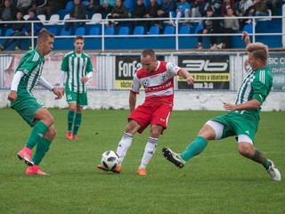 Giraltovčania sa aj v jari budú môcť spoľahnúť na služby Jakuba Verčimáka (v strede).