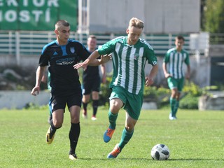 Nedeľňajším futbalovým predpoludniam v Prešove odzvonilo, béčko Tatrana nebude pokračovať v tretej lige.