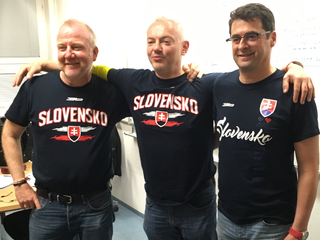 Miroslav Mackulín (vpravo) sa venuje rozvíjaniu projektov pre trénerov, hráčov a rodičov.