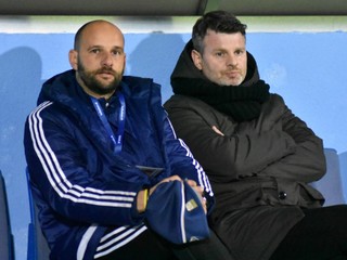 Popradský kormidelník Marek Petruš (vpravo) so svojím asistentom Mikulášom Dvorožňákom.