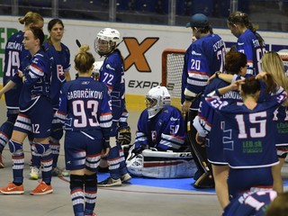 Slovenské hokejbalistky si zahrajú o bronz s Češkami