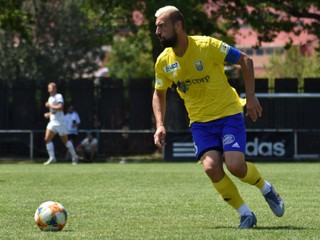 Skúsený španielsky stredopoliar José Casado po pol roku skončil v Michalovciach.