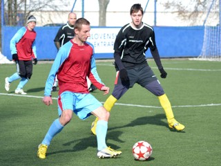 Kanonier Tomáš Illéš (vľavo) nastrieľal v ostatných dvoch zápasoch až desať gólov.