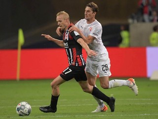 Súboje s Frankfurtom v Európskej lige boli pre Borisa Prokopiča (vpravo) jedným z najväčších zážitkov v kariére.