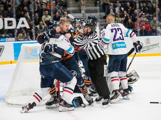 Košickí hokejisti zdolali domáci Slovan po samostatných nájazdoch