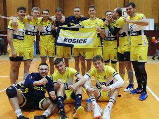 Radosť košických volejbalistov po víťaznom derby vo Svidníku v uplynulom kole.