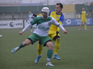 V prípravnom zápase s Košicami nastúpil za Vranov aj Martin Murcko. Po vážnom úraze hlavy hráva s ochrannou prilbou.