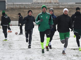 Prešovskí futbalisti zaberali v stredu na ploche hlavného štadióna.