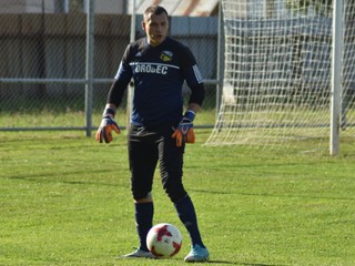 Skúsený brankár Peter Diňa opúšťa sninskú loď, zamieril do Veľkých Revíšť.