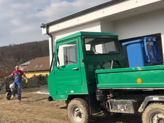 Hands Up Crew vedia baviť aj v improvizovaných podmienkach.