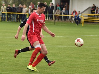 Naposledy si Dušan Sninský v majstrovských zápasoch obliekal dres Močarian.