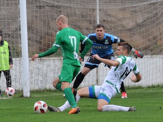 O postup do druhej ligy sa mali pobiť najmä Prešov a Lipany. V závese číhali Vranov a Humenné.