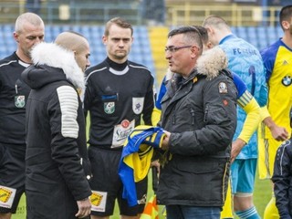 Podľa prezidenta FC Košice Dušana Trnku (vpravo) je prioritou robiť futbalom radosť.