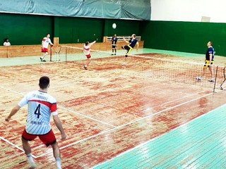 V prvom kole Slovenskej nohejbalovej ligy zvíťazil KAC Košice v Humennom.