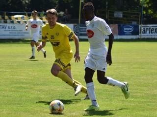 V defenzíve sa Kalša bude spoliehať aj na výkony Sergeja Pilipčuka (vľavo), ktorý prišiel ešte v zime.