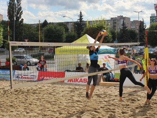 V ženskej časti turnaja sa z prvenstva tešili Silvia Murínová a Kristína Harmanová.