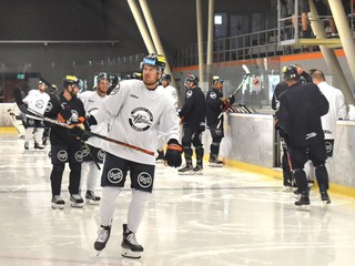 Košickí hokejisti sa postupne začnú zameriavať v príprave na taktické veci.