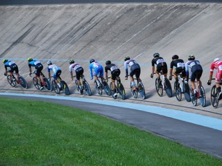 Pretekári na trati velodrómu C1 Grand Prix Prešov.