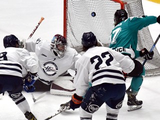 Do štvrťfinále z východu postúpili Poprad a Michalovce