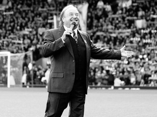 Gerry Marsden, spevák skupiny Band Gerry and Pacemakers a autor hitu You’ll Never Walk Alone.