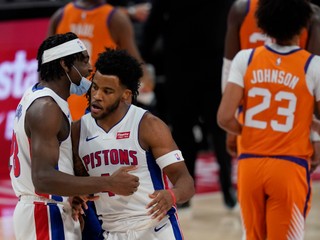 Zápas Detroit - Phoenix.