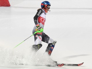 Petra Vlhová šla dnes slalom vo Flachau, skončila štvrtá. Pozrite si jej jazdy.
