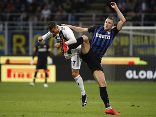 Škriniar ubránil Ronalda, Inter v šlágri zdolal Juventus