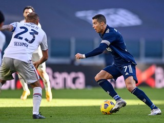 Cristiano Ronaldo v zápase Serie A Juventus - Bologna.