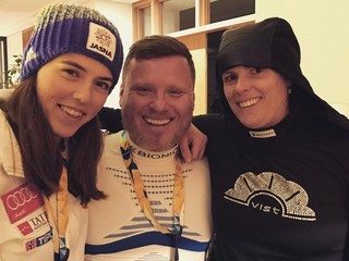 Zľava Petra Vlhová, Ladislav Smolen a Veronika Velez-Zuzulová.